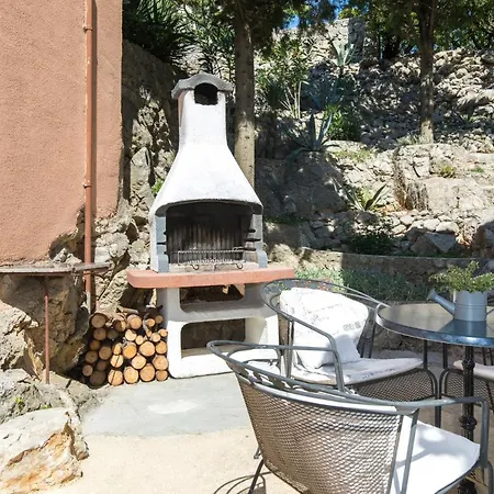 Апартаменты Alida